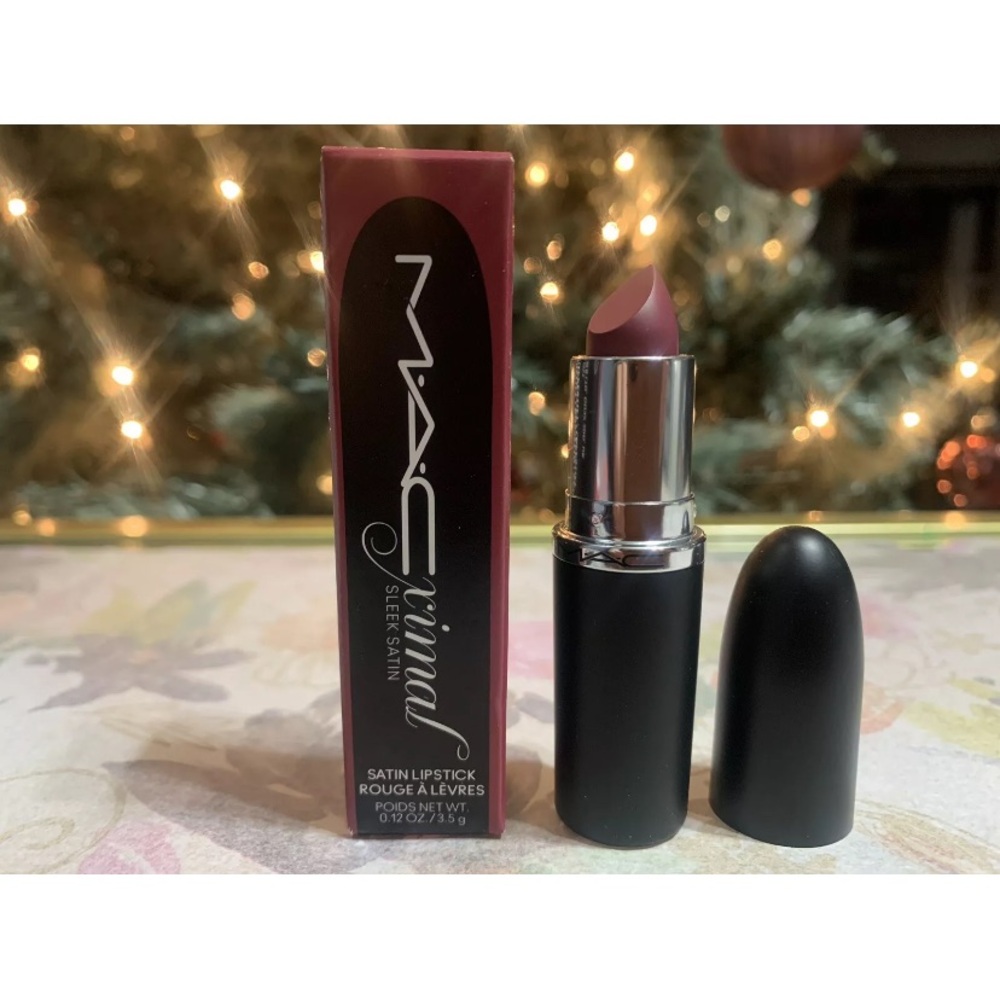MAC Macximal Sleek Satin Lipstick #801 Amorous 0.12 z/3.5g NIB